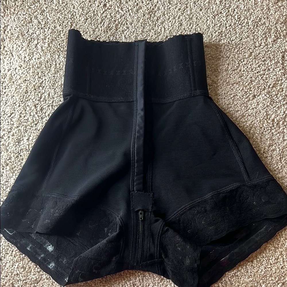 Elegant High Waist Black Women's Shorts